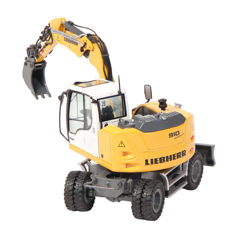 Liebherr A910 excavator