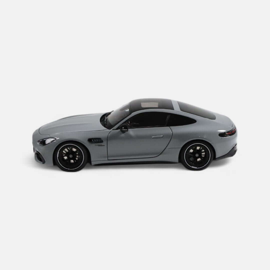 Mercedes-AMG GT 43