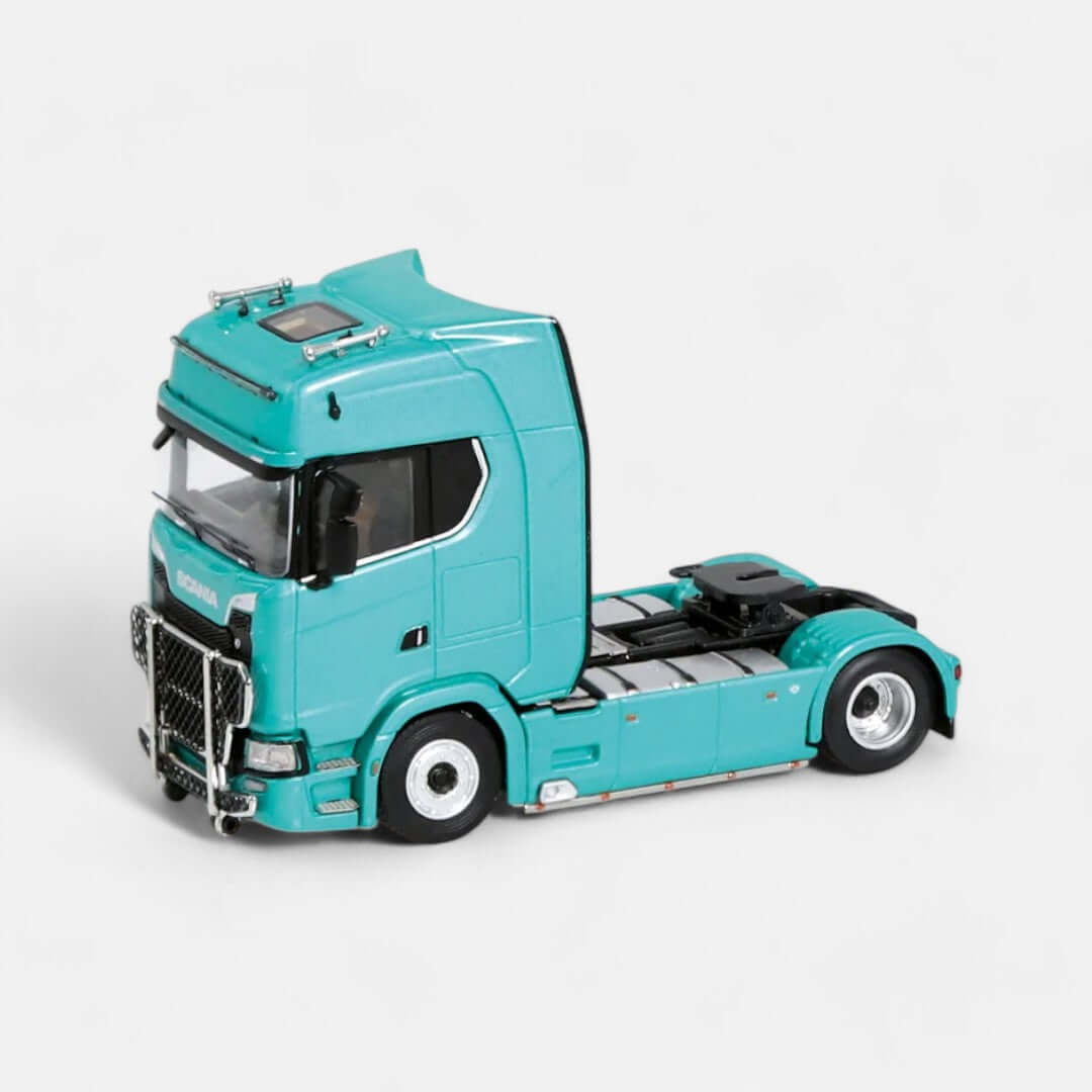 Scania V8 730S 4x2.