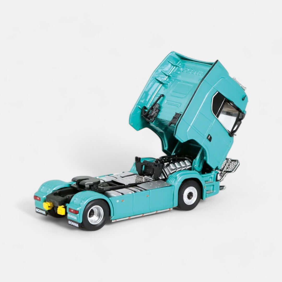 Scania V8 730S 4x2.