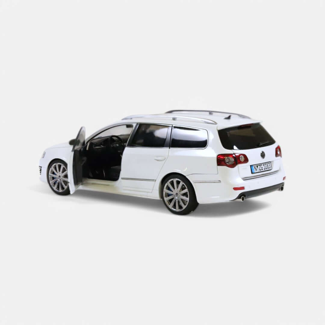 Volkswagen Passat R36