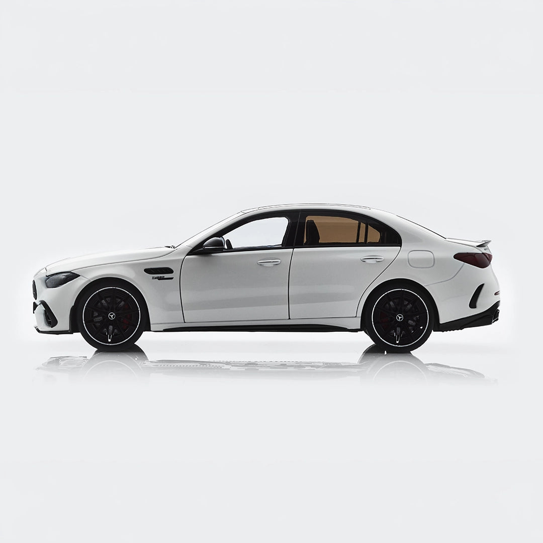 Mercedes-AMG C 63 S E Performance