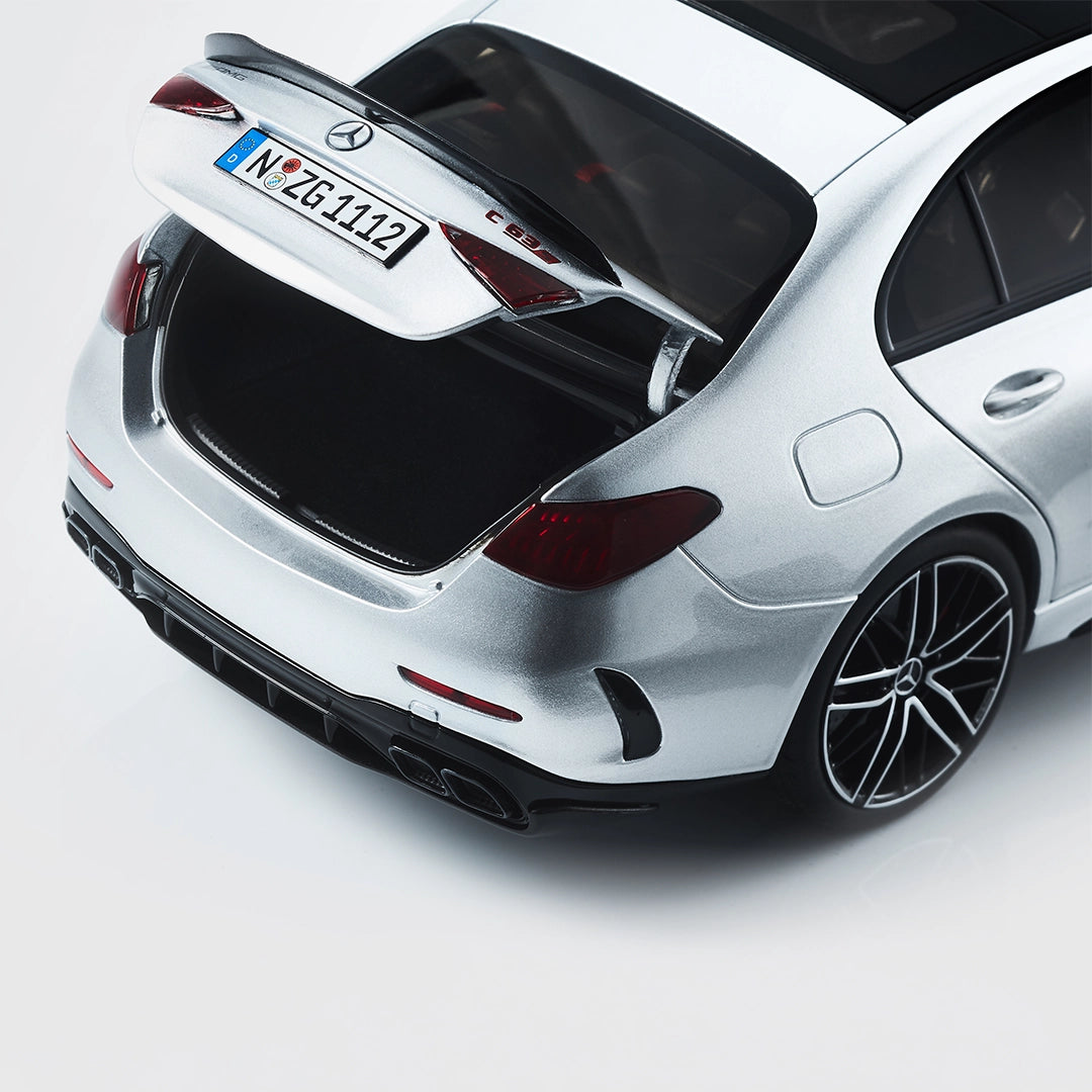 Mercedes-AMG C 63 S E Performance