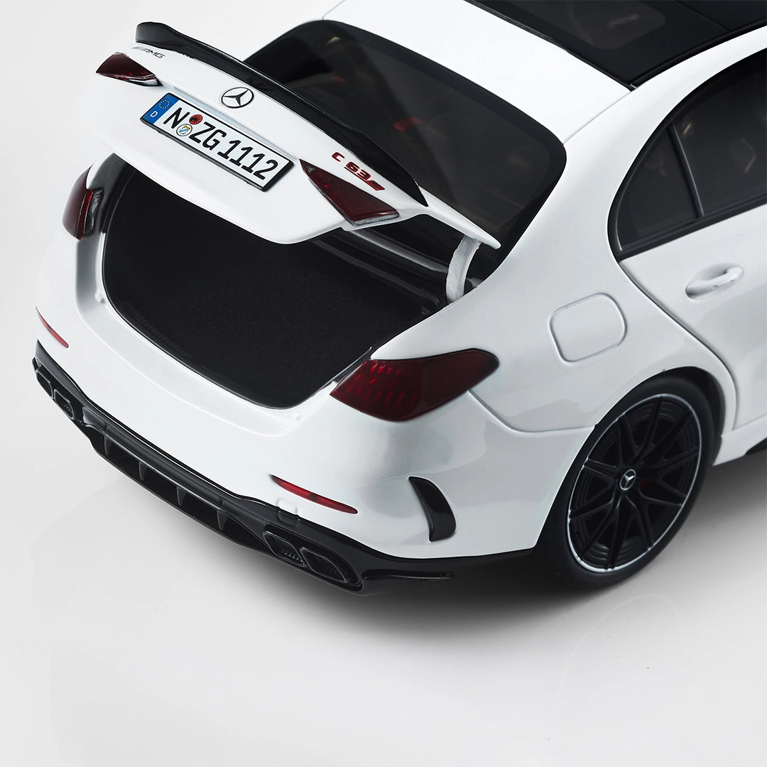 Mercedes-AMG C 63 S E Performance