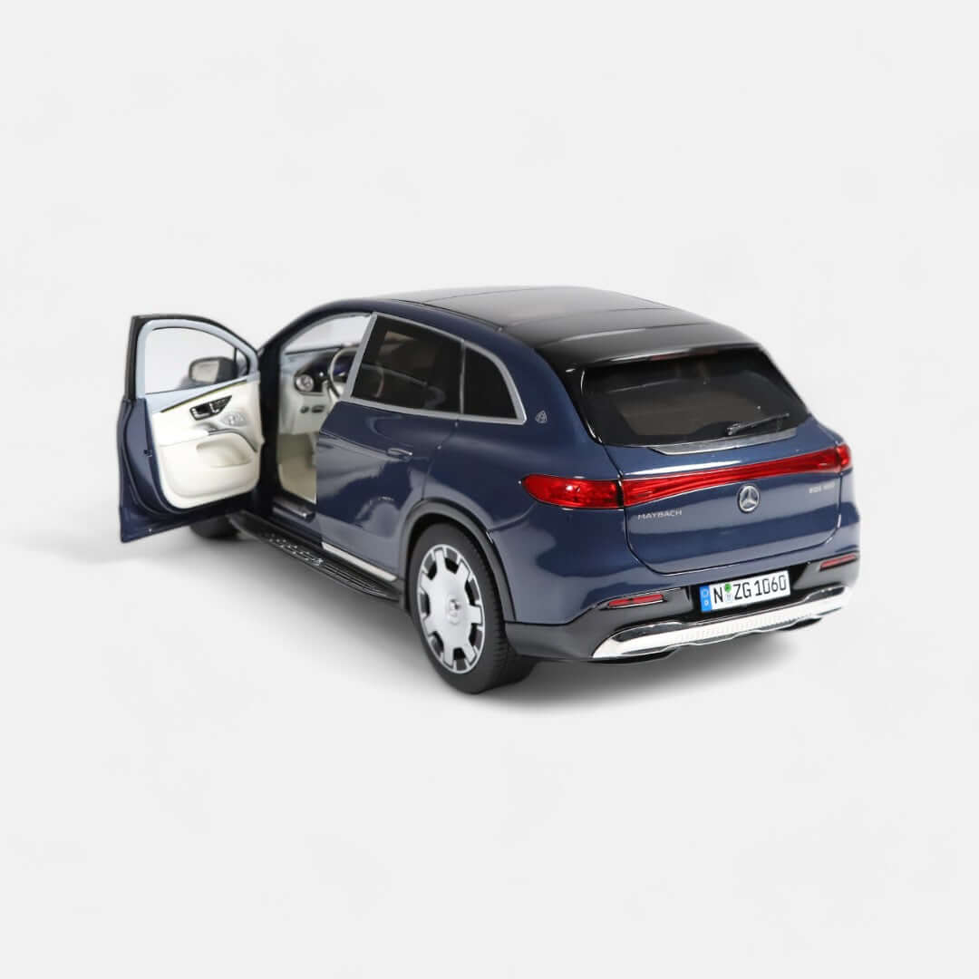Mercedes-Maybach EQS SUV.