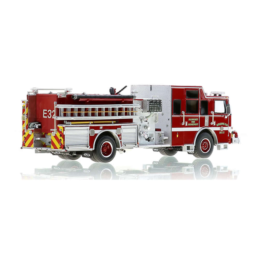 Camión de bomberos Engine 32 del Departamento de Bomberos de Milwaukee