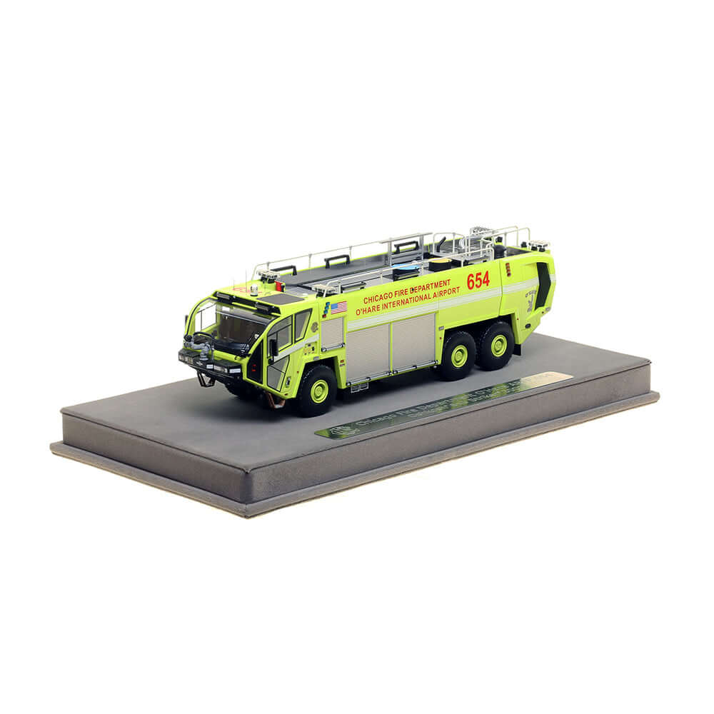 Chicago Midway Oshkosh 6x6 Striker 3000 - ARFF 654