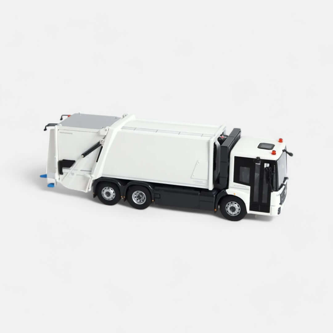 Mercedes-Benz Econic / Faun Variopress Enginius Bluepower with alternative drive.