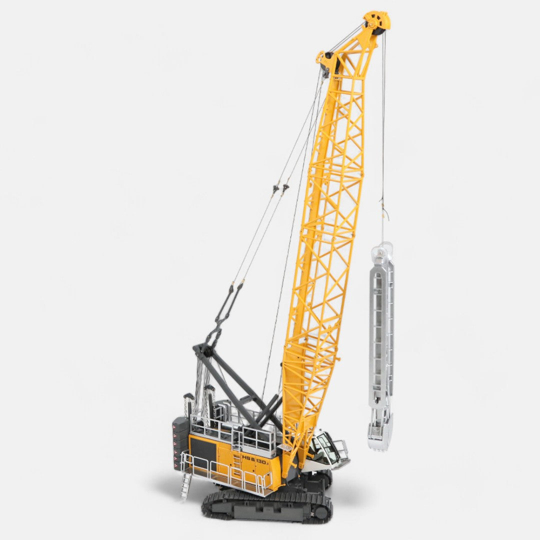 LIEBHERR HS8130.1 cable excavator.