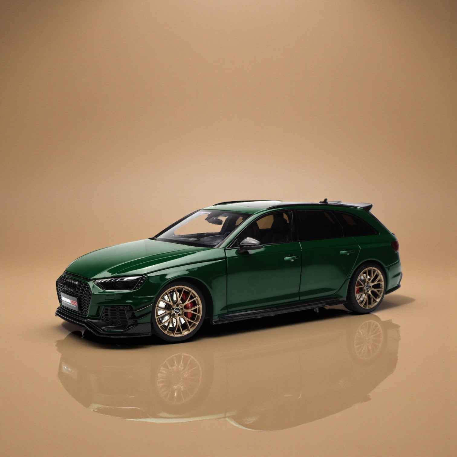 Audi RS4 Darwin - 1:18 Scale Model
