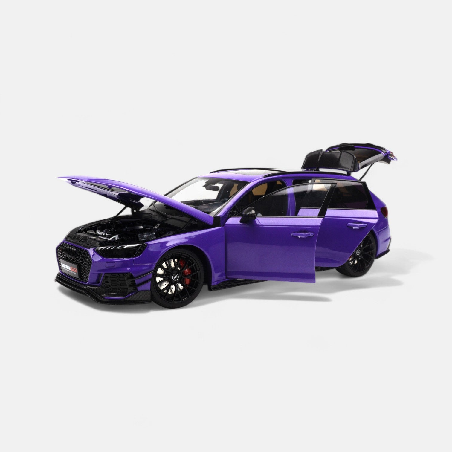 Audi RS4 Darwin - 1:18 Scale Model