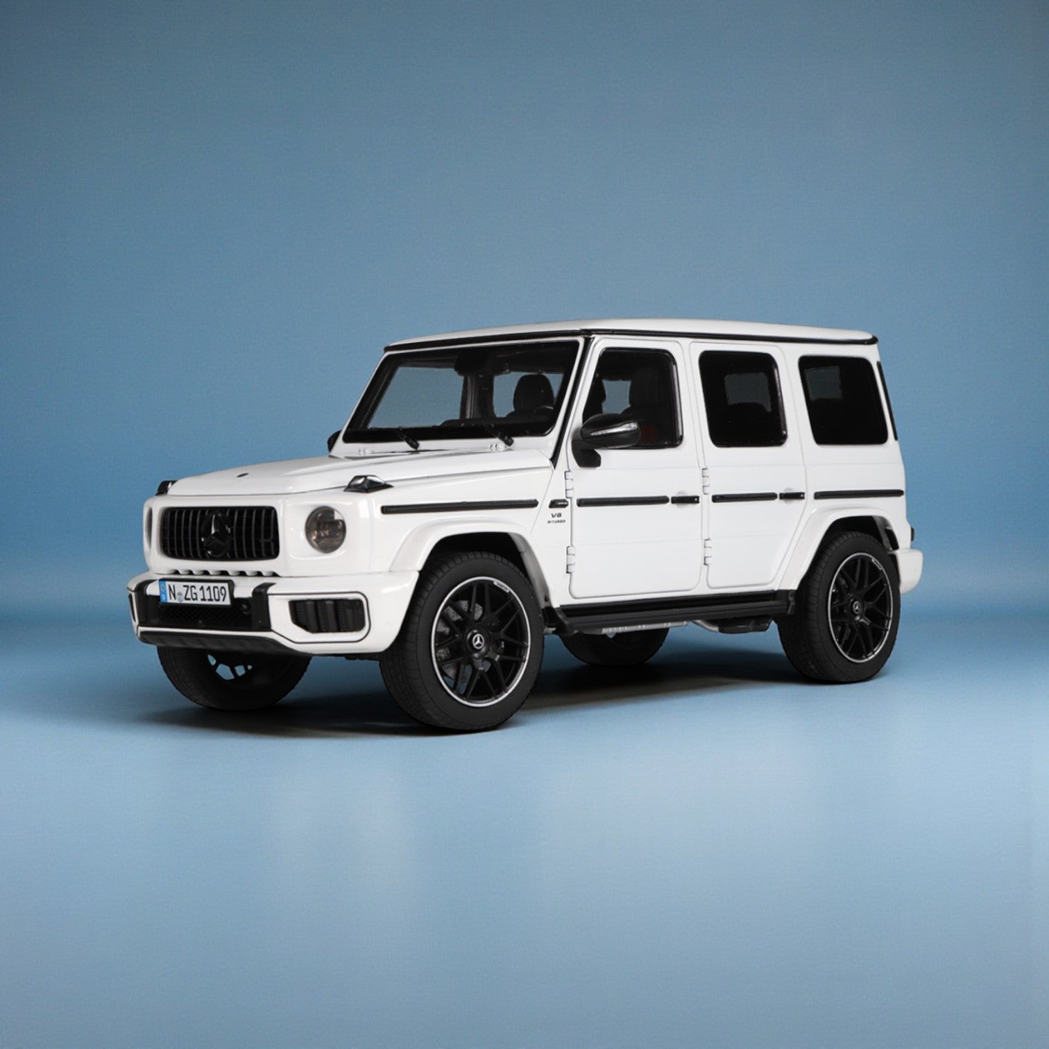 新品　純正 Mercedes-AMG G 63 1:18 G Mercedes-AMG G 63 4x4² W465 – 1:18 Scale Model | NZG