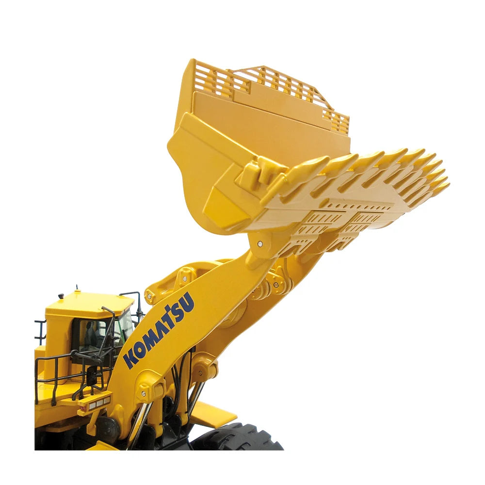 Komatsu WA1200.