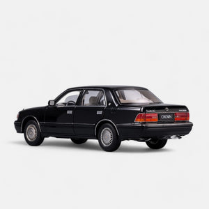 Toyota Crown.