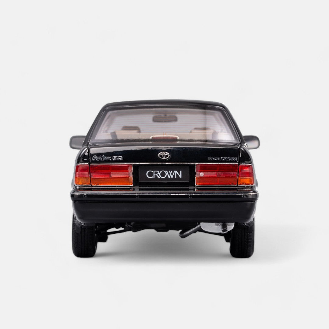 Toyota Crown.